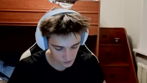 sweeetyangeel online show from 10/27/25, 03:49