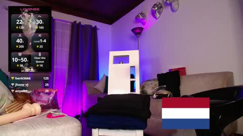 Snapshot of sweet01_ chatting on 01/23/25, 06:17 sweet01_ online show from 01/23/25, 06:17