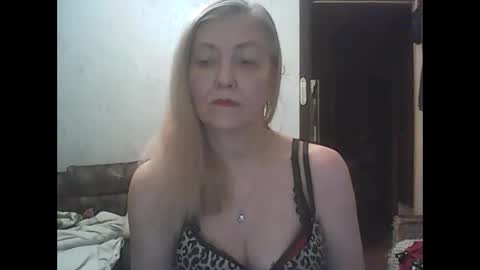 Snapshot of sweet4blonde67 chatting on 01/22/25, 07:45 sweet4blonde67 online show from 01/22/25, 07:45