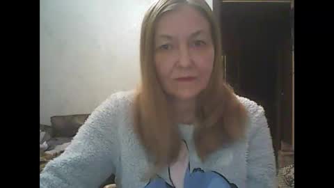 Snapshot of sweet4blonde67 chatting on 02/18/26, 05:03 sweet4blonde67 online show from 02/18/26, 05:03