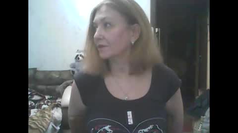 Snapshot of sweet4blonde67 chatting on 03/14/26, 04:56 sweet4blonde67 online show from 03/14/26, 04:56