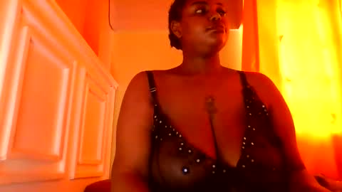 Snapshot of sweet52537 chatting on 12/15/25, 10:41 sweet52537 online show from 12/15/25, 10:41