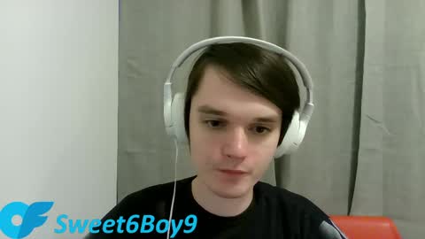 Sweet boy online show from 04/22/26, 07:15