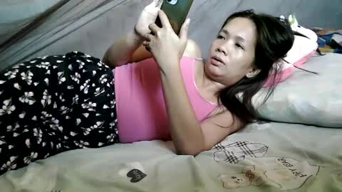 Snapshot of sweet818957 chatting on 01/12/25, 02:24 sweet818957 online show from 01/12/25, 02:24