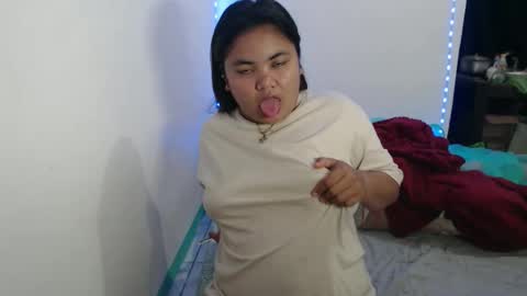 Snapshot of sweet_69ally chatting on 10/31/25, 07:37 ally online show from 10/31/25, 07:37