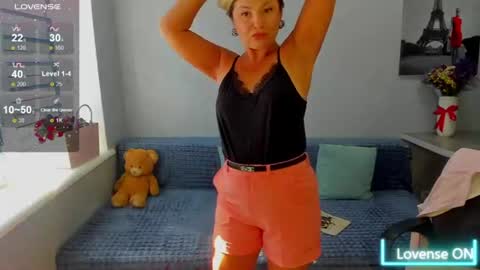 Snapshot of sweet___margaret chatting on 06/27/26, 01:06 Margaret online show from 06/27/26, 01:06
