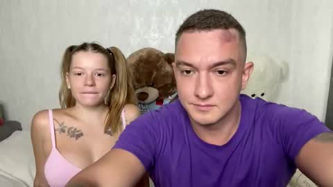 Snapshot of sweet__bunnies chatting on 10/02/25, 07:04 Mia and Robert online show from 10/02/25, 07:04