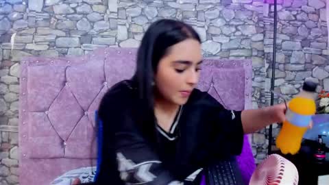 sweet__cherry1 online show from 06/05/26, 07:08