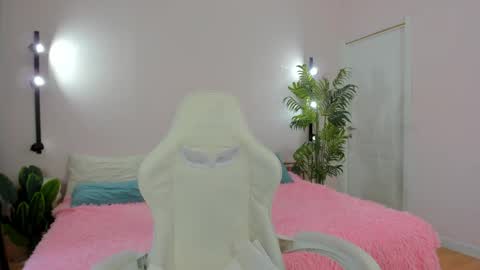 Snapshot of sweet__monica chatting on 05/11/26, 01:00 Monica GTM 3MoTuWeFrSa 500pm-1000pm online show from 05/11/26, 01:00