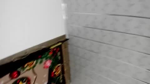 Snapshot of sweet__suck69bitch chatting on 12/24/24, 11:44 sweet__suck69bitch online show from 12/24/24, 11:44