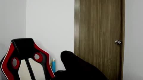 Snapshot of sweet__suck69bitch chatting on 02/17/25, 03:04 sweet__suck69bitch online show from 02/17/25, 03:04