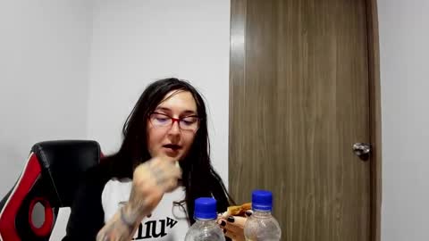 Snapshot of sweet__suck69bitch chatting on 02/20/25, 02:51 sweet__suck69bitch online show from 02/20/25, 02:51