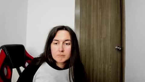 Snapshot of sweet__suck69bitch chatting on 02/21/25, 06:18 sweet__suck69bitch online show from 02/21/25, 06:18