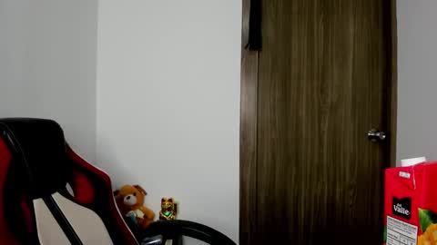 Snapshot of sweet__suck69bitch chatting on 02/24/25, 07:44 sweet__suck69bitch online show from 02/24/25, 07:44