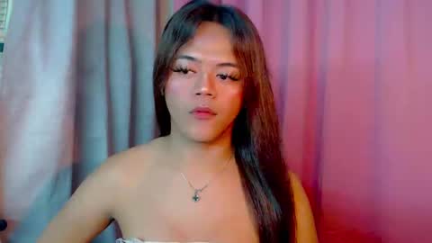 Snapshot of sweet_ahrii chatting on 02/23/25, 11:55 CLEO online show from 02/23/25, 11:55