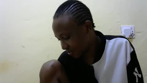 Silvia online show from 11/11/25, 08:36