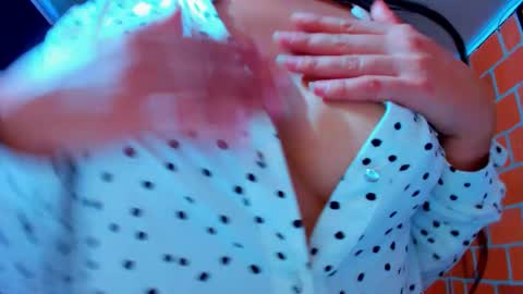 Snapshot of sweet_and_hot_alaia chatting on 11/27/25, 11:56 sweet and hot alaia online show from 11/27/25, 11:56