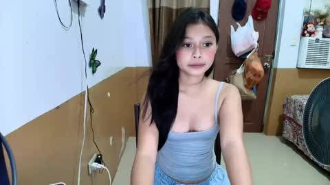 sweet_angela0701 online show from 05/09/26, 02:55