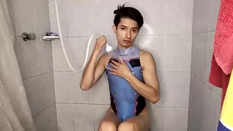 Snapshot of sweet_angels0 chatting on 02/05/25, 02:40 Andy online show from 02/05/25, 02:40