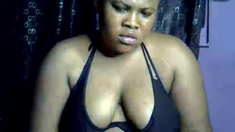 Snapshot of sweet_baby27 chatting on 02/24/26, 02:09 sweet baby online show from 02/24/26, 02:09