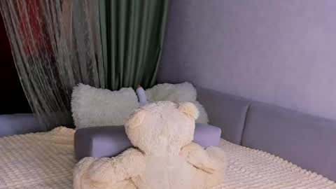 Alice online show from 04/30/26, 04:02