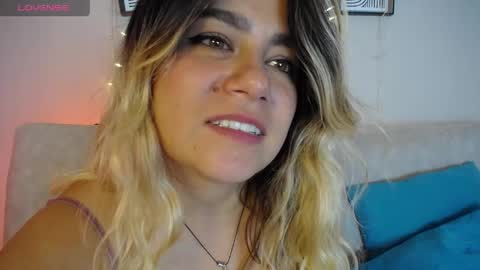 Bella Valery online show from 04/28/26, 02:27