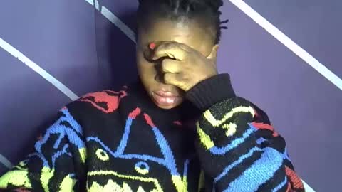 Snapshot of sweet_berry31 chatting on 12/02/25, 02:28 baby girl online show from 12/02/25, 02:28