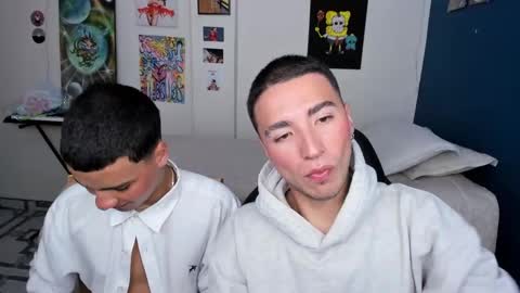 Snapshot of sweet_boys_xx chatting on 12/10/24, 01:00 CristianBrayan PVT OPEN online show from 12/10/24, 01:00