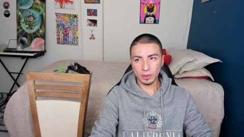 Snapshot of sweet_boys_xx chatting on 02/05/25, 12:06 CristianBrayan PVT OPEN online show from 02/05/25, 12:06