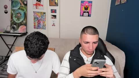 Snapshot of sweet_boys_xx chatting on 02/13/25, 02:42 CristianBrayan PVT OPEN online show from 02/13/25, 02:42
