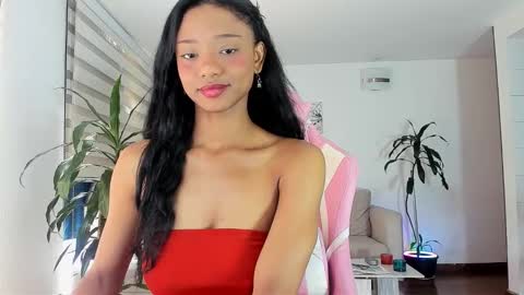 sweet_brunette88 online show from 11/02/25, 03:58