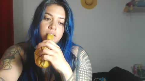 Bubbles online show from 09/25/25, 01:31