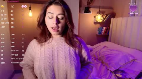 Snapshot of sweet_cami1 chatting on 02/15/25, 03:42 Camila online show from 02/15/25, 03:42