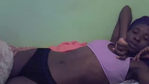 Snapshot of sweet_candie01 chatting on 11/07/25, 06:41 sweet_candie01 online show from 11/07/25, 06:41