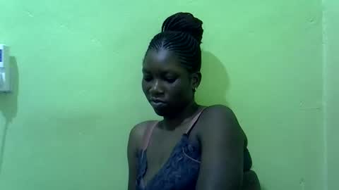 sweet_cherie1 online show from 06/10/26, 06:56