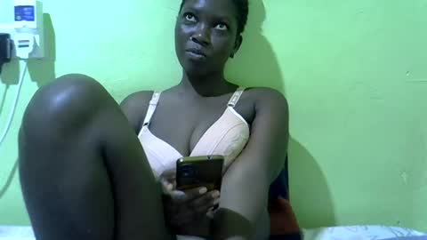 sweet_cherie1 online show from 06/19/26, 07:12