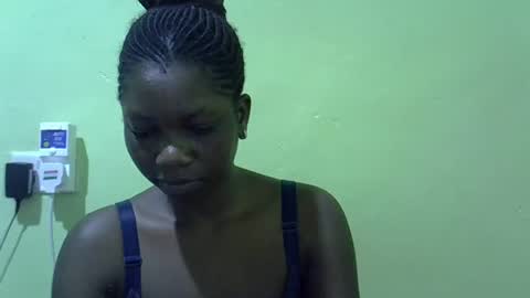 sweet_cherie1 online show from 06/23/26, 07:17