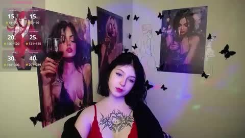 Snapshot of sweet_cherryg chatting on 03/04/25, 01:38 Ivy online show from 03/04/25, 01:38