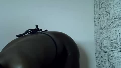 sweet_diva19 online show from 04/26/26, 02:37