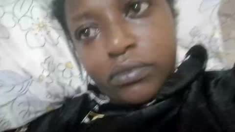 Snapshot of sweet_ebony001 chatting on 04/23/26, 01:29 sweet_ebony001 online show from 04/23/26, 01:29