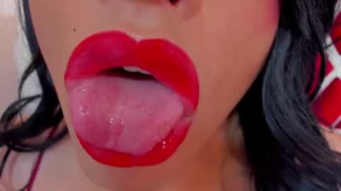 sweet_eliizabeth online show from 05/04/26, 12:45