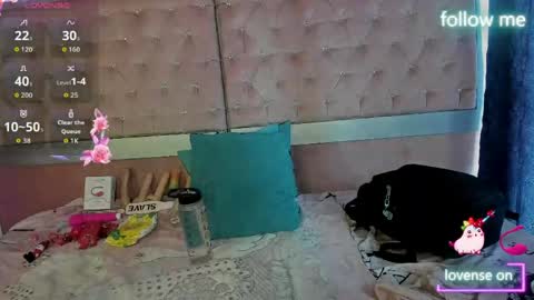  emmili  online show from 05/12/26, 12:35