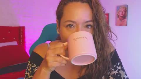 Sweet Evans online show from 09/18/25, 06:15