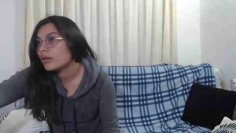 Snapshot of sweet_fantasy_couple chatting on 01/04/25, 12:27 sweet_fantasy_couple online show from 01/04/25, 12:27