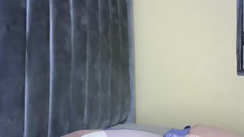 sweet_freaky online show from 04/10/26, 01:49
