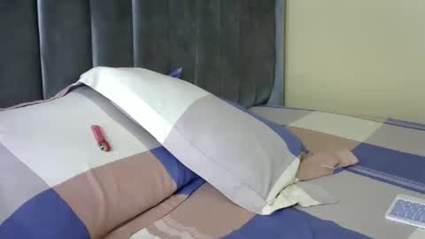 sweet_freaky online show from 05/02/26, 01:38
