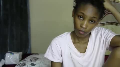 sweet_freaky online show from 06/03/26, 07:44