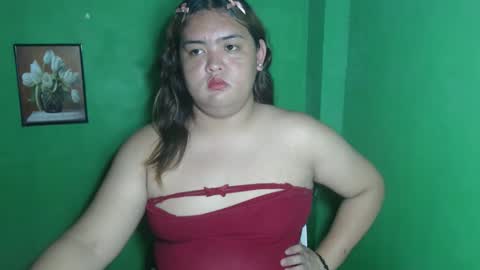 sweet_frex123 online show from 10/01/25, 12:49