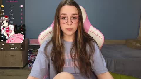 Snapshot of sweet_frosty chatting on 12/09/24, 03:07 Alice online show from 12/09/24, 03:07