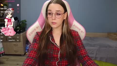 Snapshot of sweet_frosty chatting on 12/27/24, 02:14 Alice online show from 12/27/24, 02:14